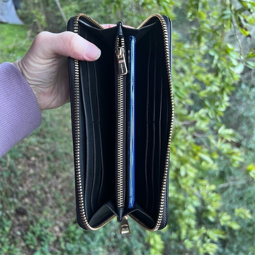 COACH Long Zip-Around Wallet Black Smooth Leather w Gold Hardware AUTHENTIC - Picture 4 of 11